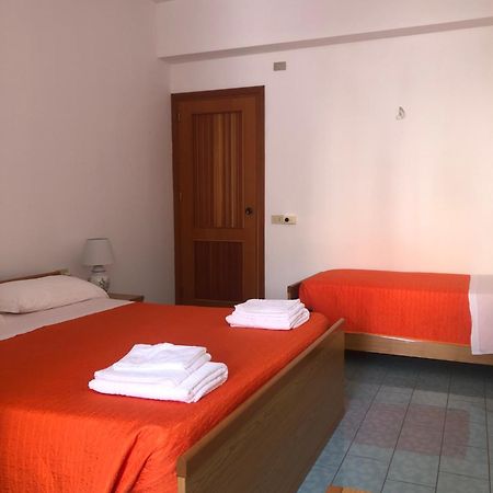 Hotel Ariston Isola di Ustica Exterior foto